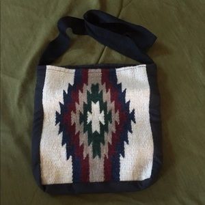 Yarn satchel